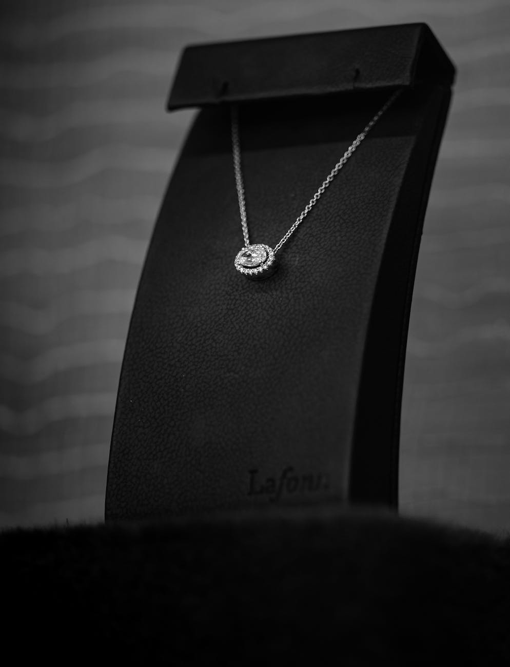 Gold Necklaces Luxora Jeweler